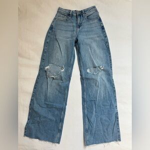 Hollister High Rise Vintage Baggy Ripped Jean Size 00R